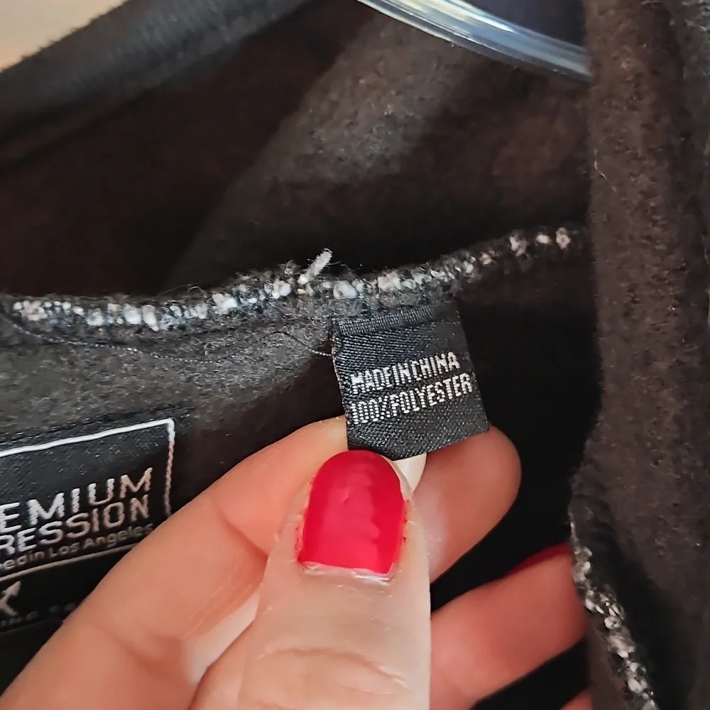 Men's Black and Gray Hoodie Zip-Up Sweater - Picture 6 of 6